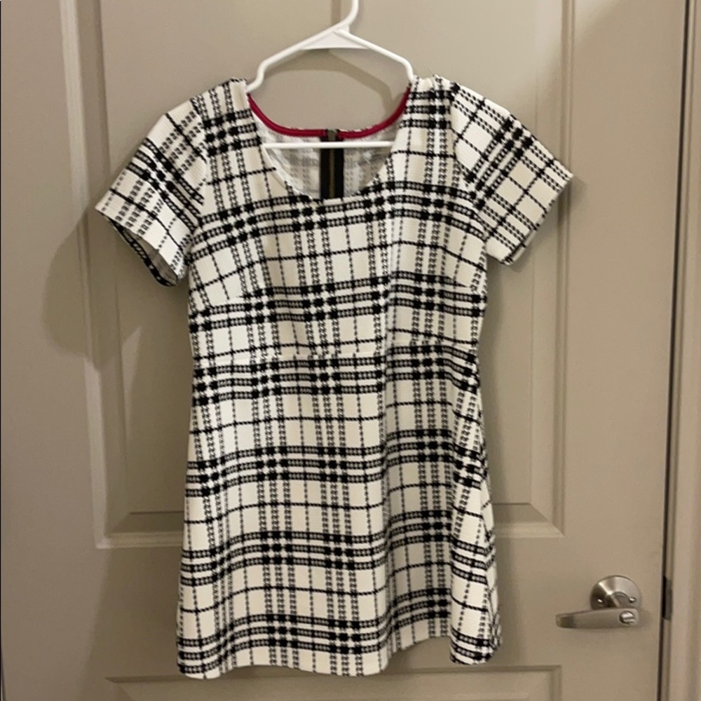 Houndstooth Motherhood Maternity Top